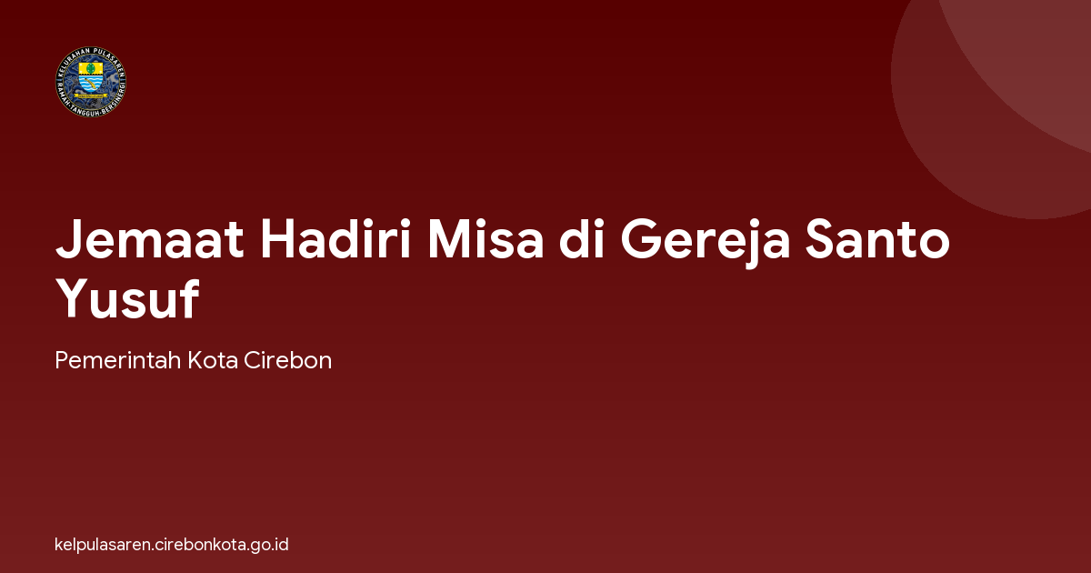 Jemaat Hadiri Misa di Gereja Santo Yusuf
