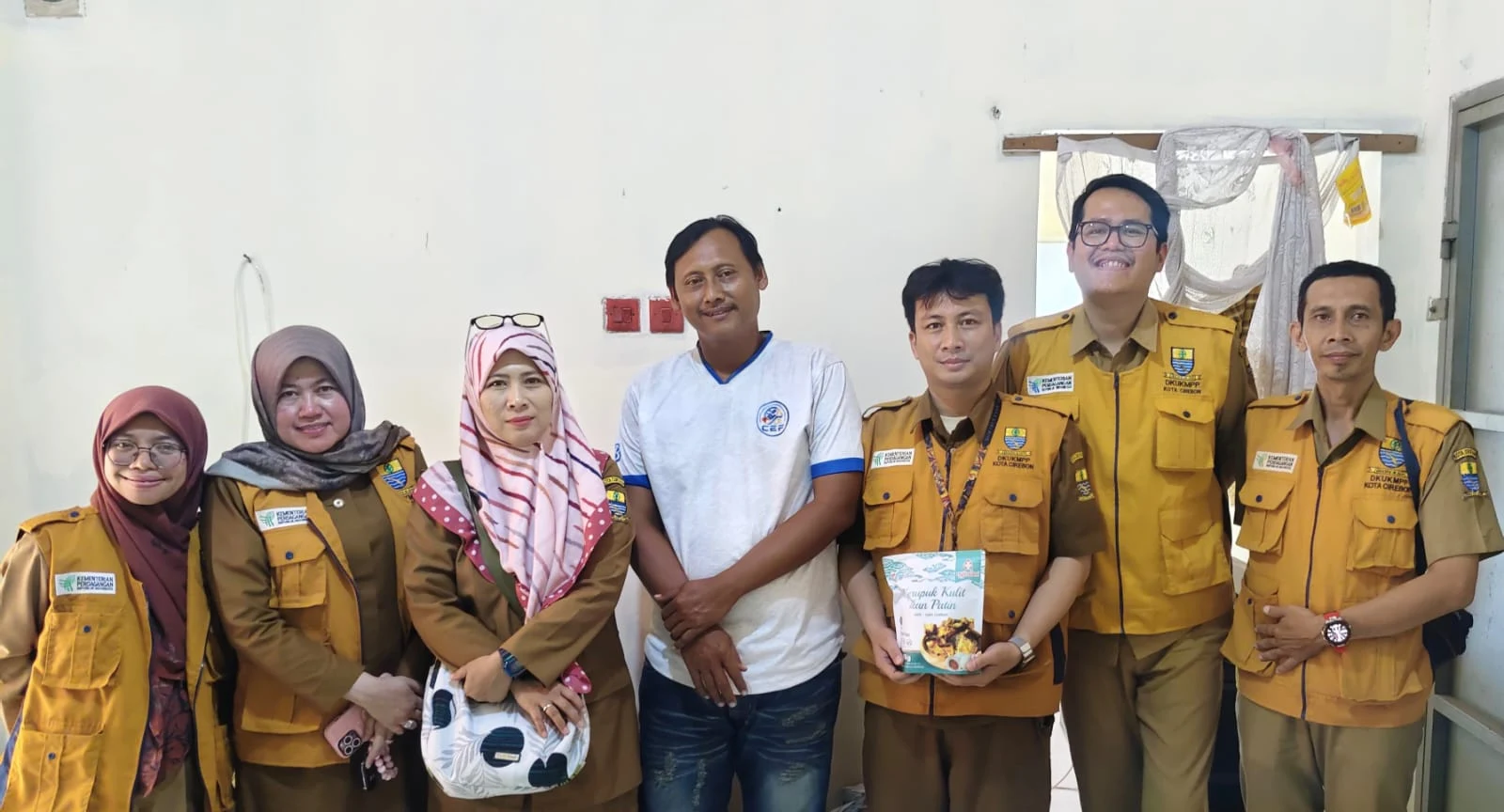 Bidang Kemetrologian Laksanakan Pengawasan BDKT pada UMKM Kerupuk Kulit Ikan Patin Ngedani