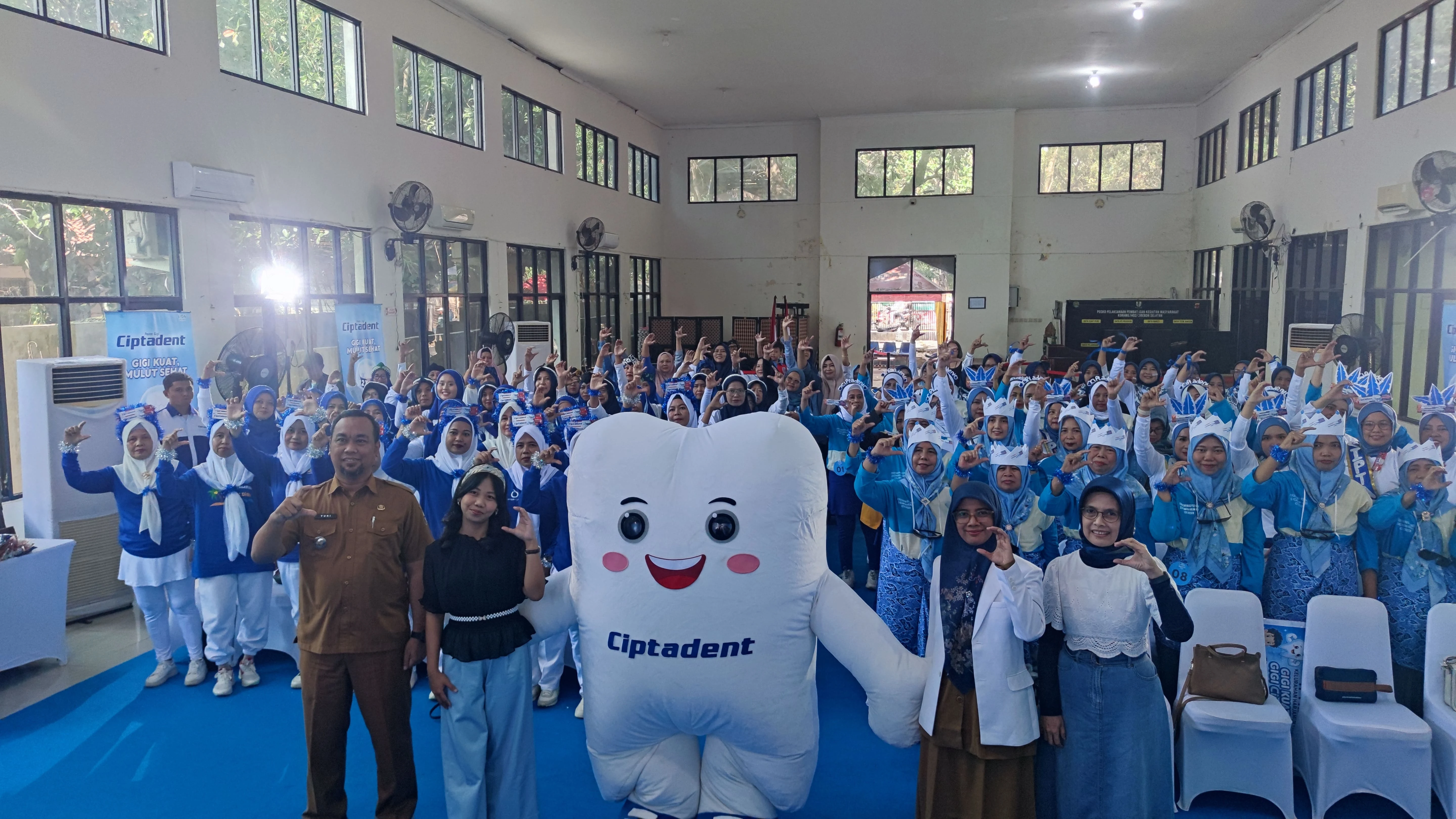 Pesta Keluarga Kuat Ciptadent Hadir di Kecamatan Harjamukti, Camat Resmi Membuka Kegiatan