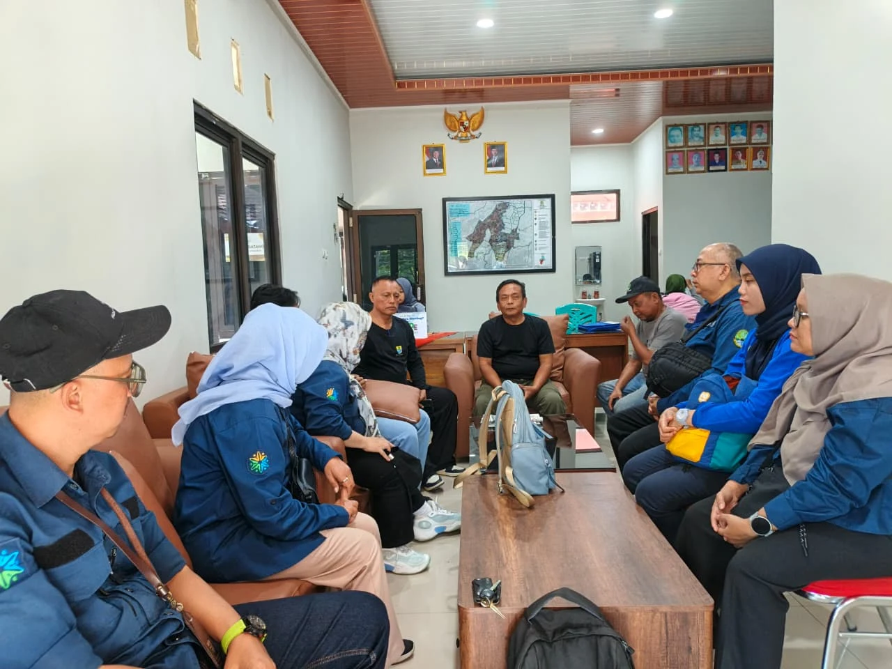 Kunjungan Disnakertrans Provinsi Jawa Barat ke Kelurahan Kalijaga