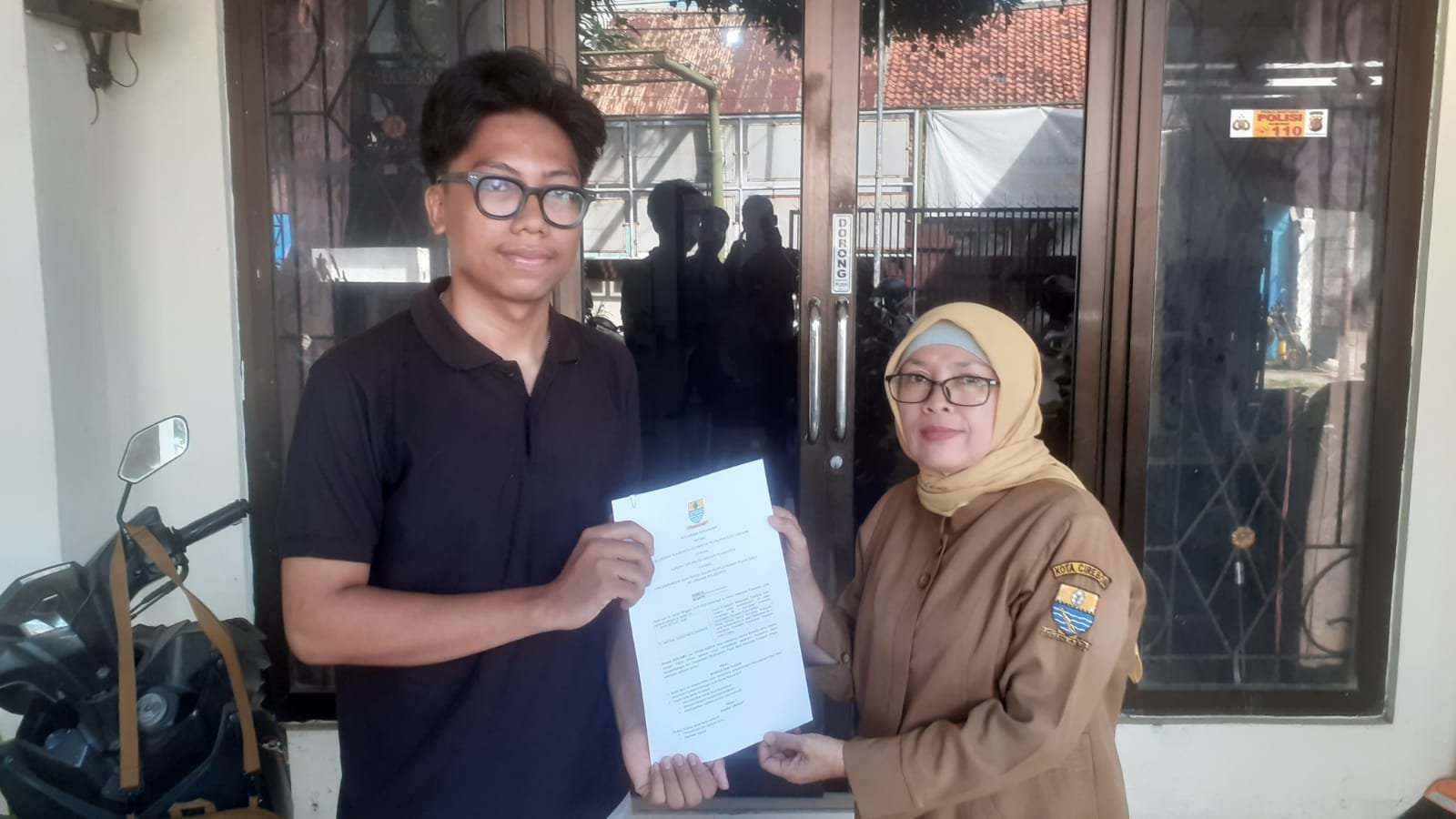 Kerja Sama dengan Karang Taruna Kelurahan Pulasaren dalam Pengelolaan dan Pengembangan Perpustakaan Pojok Baca Kelurahan Pulasaren