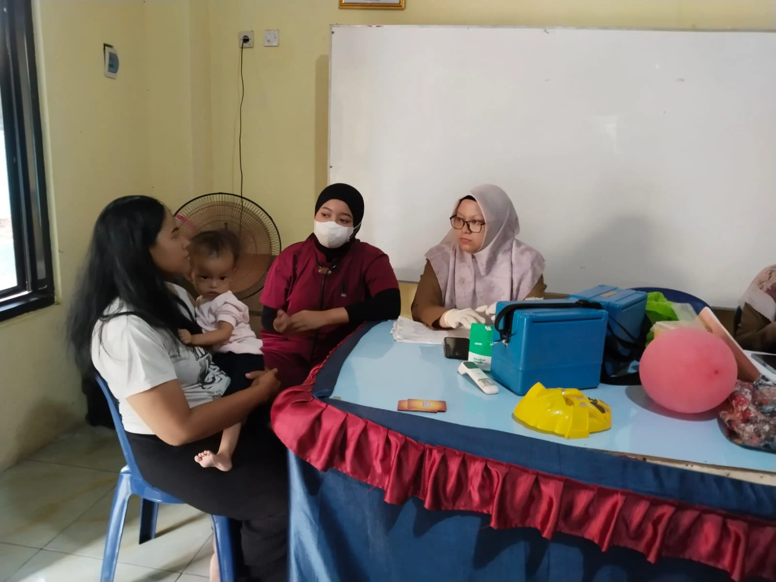 Kegiatan Posyandu Kenanga RW 02 Kacirebonan Kelurahan Pulasaren