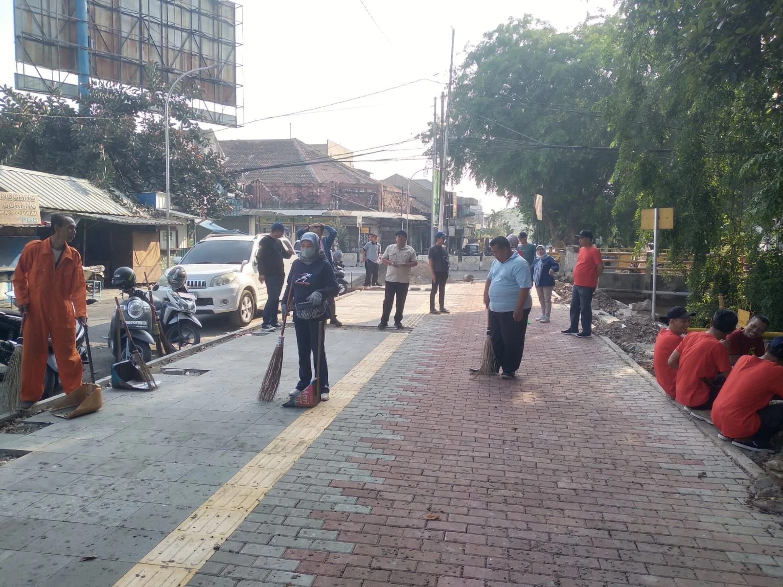 Kerja Bakti Bersama di Kawasan Sungai Sukalila dan Kalibaru